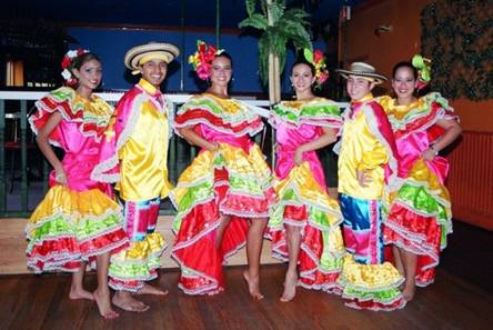 Bailes y trajes típicos de Colombia - Turismo.org