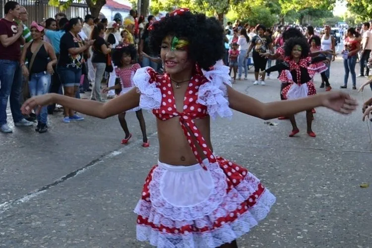Barranquilla tem Carnaval animado e cultura caribenha - BOL Fotos