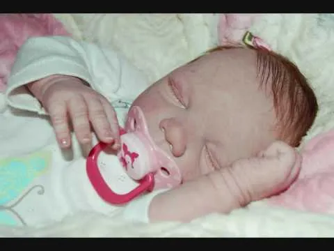 Bebés casi reales, muñecas Realistas Mimitos Reborn 2009 - YouTube