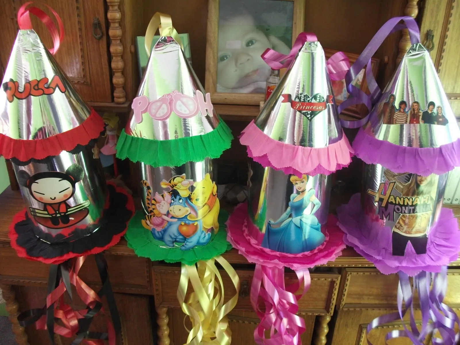 Blogs de Todo: Mis Piñatas de Cohete (Hanna Montana, Winnie Pooh ...