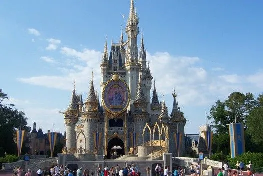 El Castillo de Cenicienta, símbolo Disney : Turismo en DisneyLand