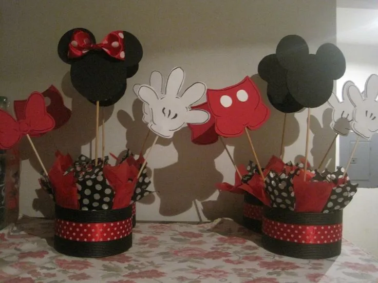 Centros de mesa, Mickey y Minnie | Minnie mouse fiesta | Pinterest ...