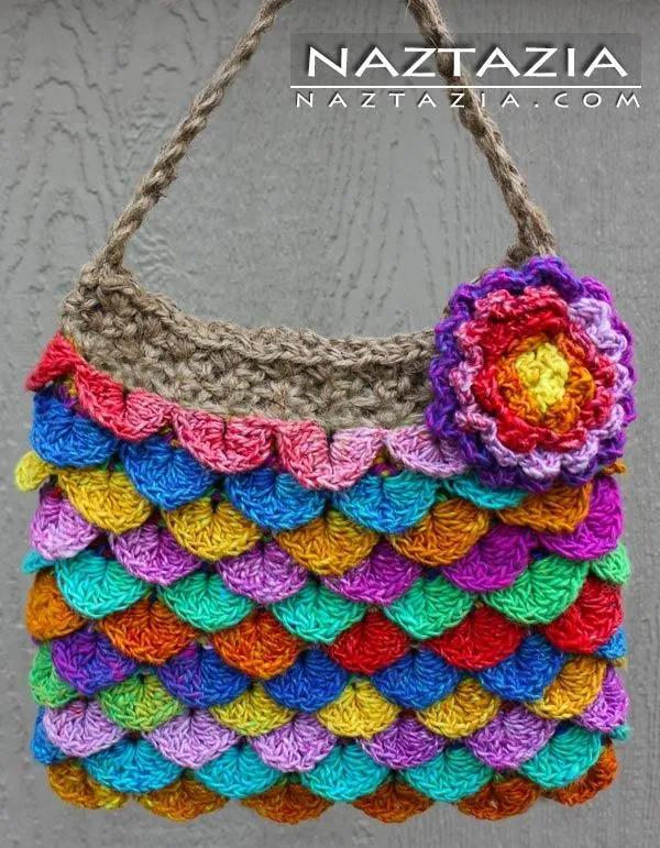 Crochet purse with flower and crocodile stitch - Naztazia | happy ...