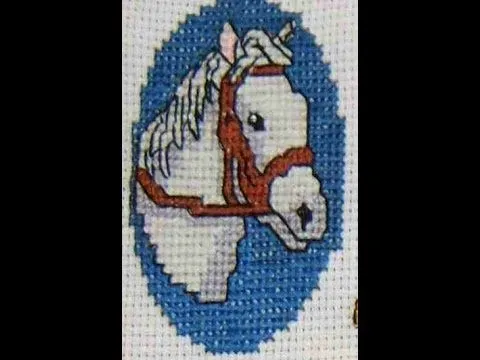 DIY Cómo bordar un caballo en punto de cruz - YouTube