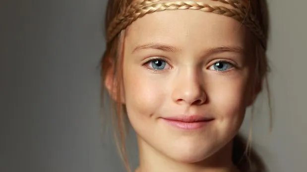 Facebook: niña más linda del mundo celebra 9 años en medio de ...