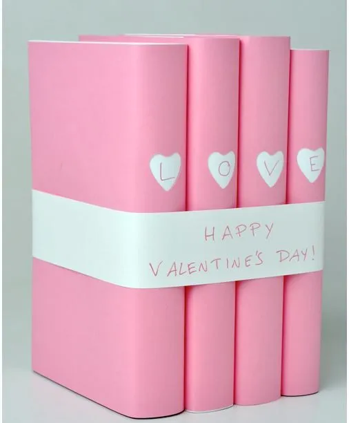 Libros decorados por San Valentín - Guía de MANUALIDADES