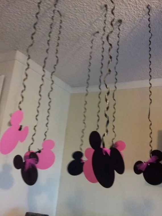 Minnie Mouse Birthday streamers Party 10 | Minnie Mouse, Mice and ...