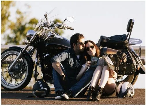 Imagenes de parejas motos - Imagui