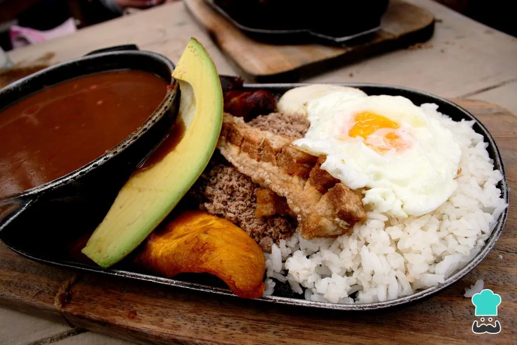 Platos típicos de Colombia - ¡Las recetas de comida colombiana más  tradicionales!
