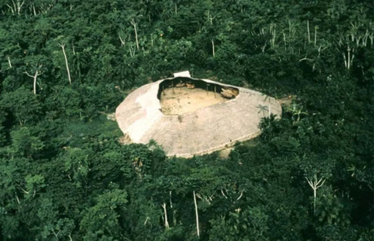 El Shapono (Shabono): Vivienda Colectiva de los Yanomami | Arquitectura