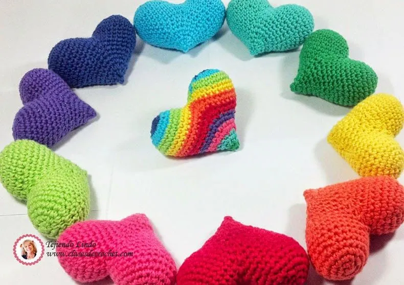 Paso a paso: Corazones crochet para celebrar el amor - Tejiendo ...