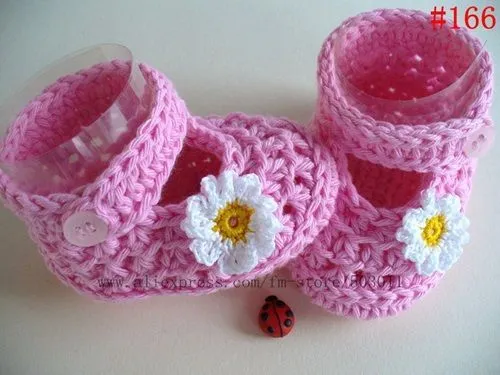 Zapatos tejidos a crochet para bebé (9) | Tejido | Pinterest ...