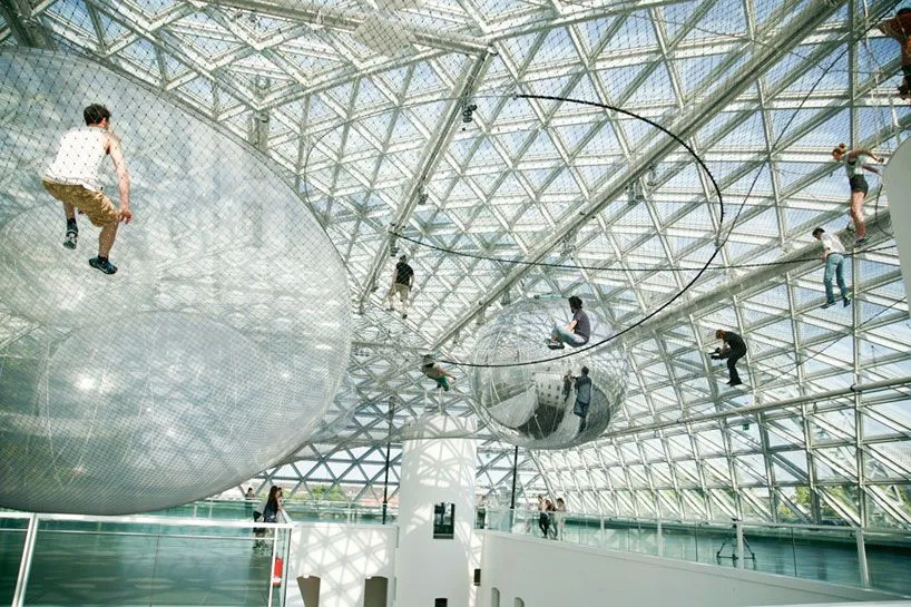 T  A  L  L  E  R       C  U  A  T  R  O: Studio Tomás Saraceno ...