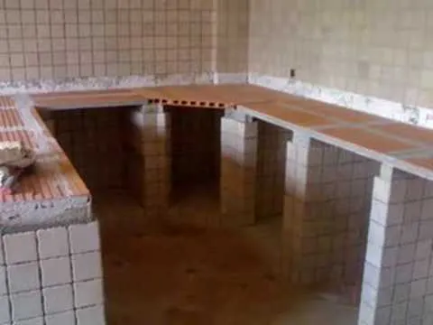 Cocinas empotradas de concreto y ceramica - Imagui