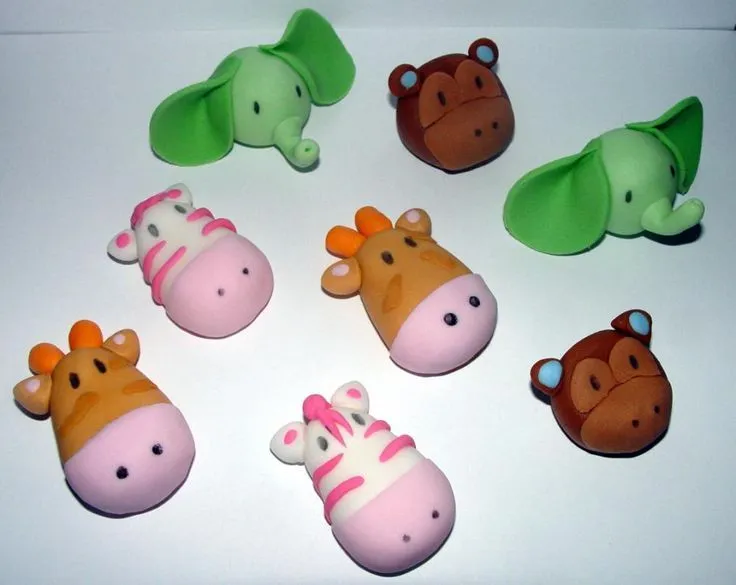 12 Fondant 3D Jungle/Safari Animal Cupcake ... | modelado de figuras …