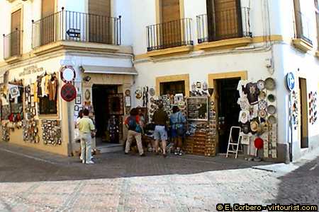 12/36.- Cordoba, Souvenir Shop. VIRTOURIST.COM