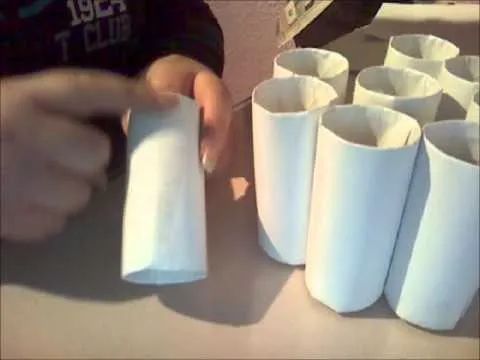 1.6 Revistero con rollos de papel higienico (Sandy n_n) - YouTube