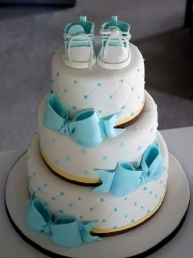 20 Deliciosos y divertidos pasteles para un baby shower