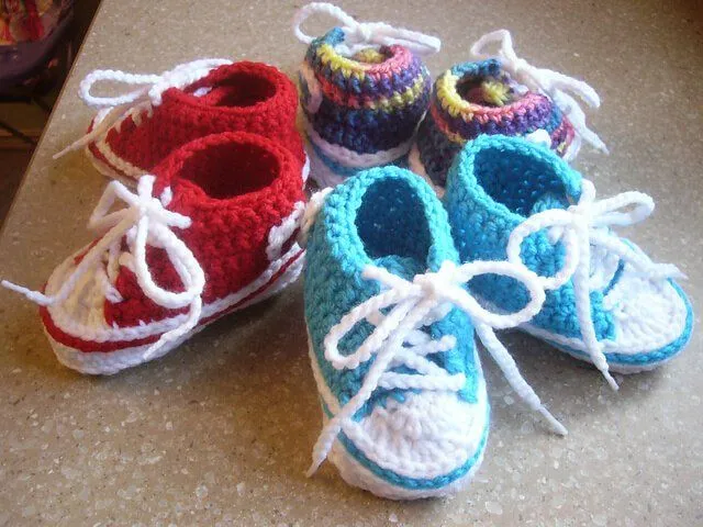 20 free crochet baby booties patterns