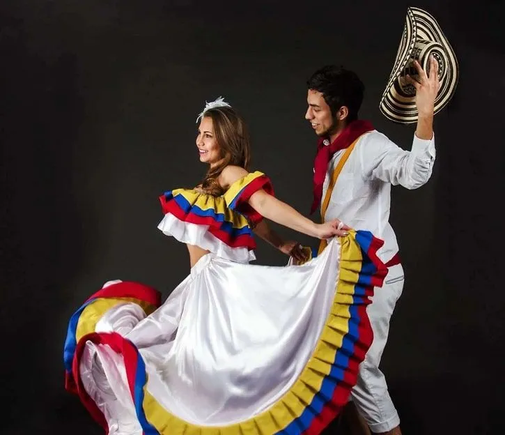 ▷ 20 Trajes y bailes típicos de las regiones de Colombia