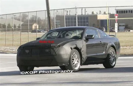 2009_ford_mustang_spy-01.jpg