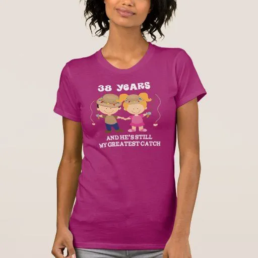 38.o Regalo divertido del aniversario de boda para Camiseta de Zazzle.