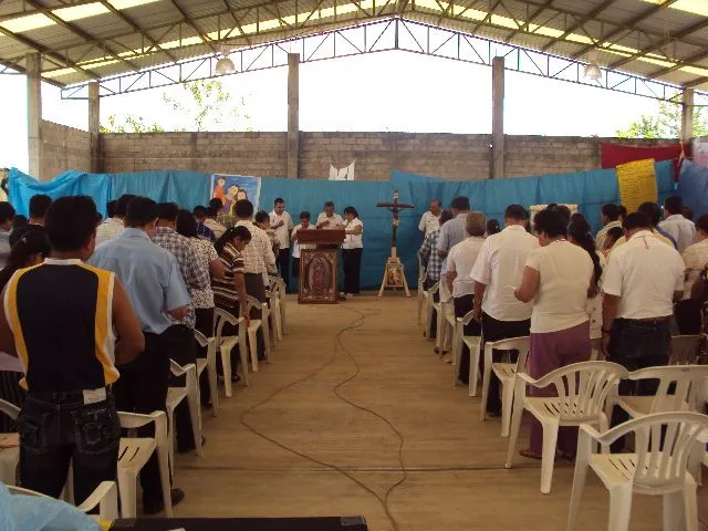 Más de 50 parejas vivieron la dinámica matrimonial ...