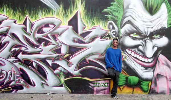 5Pointz Arts Center, and Its Graffiti, Is on Borrowed Time - NYTimes.