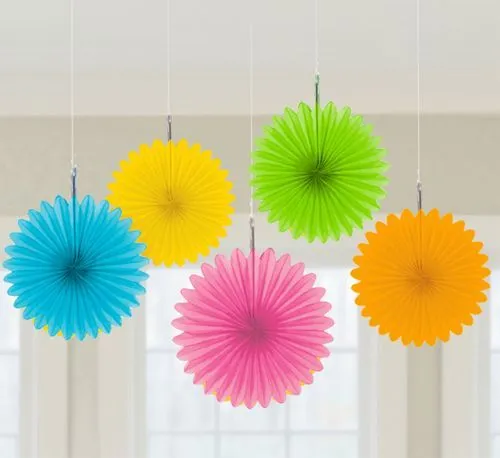 Abanicos de colores alegres para colgar del techo, pegar en las ...