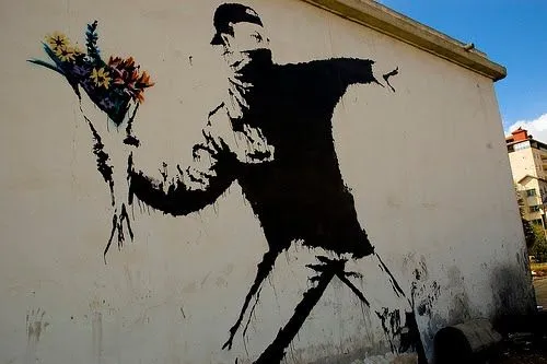 abra el azul del cielo: Graffitis Banksy