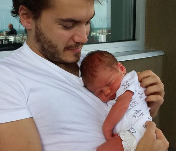 El actor Emile Hirsch da la bienvenida a su primer hijo | Cine ...