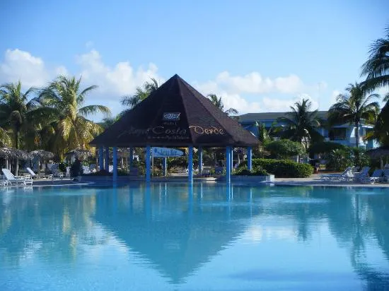 Acua bar - Picture of Hotel Playa Costa Verde, Rafael Freyre ...