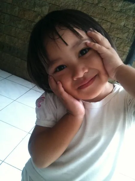 ada aja ya sepupu ku udah tau mana cowo ganteng & cowo jelek pas ...