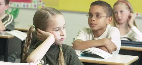 Adaptación de los niños que son nuevos en clase