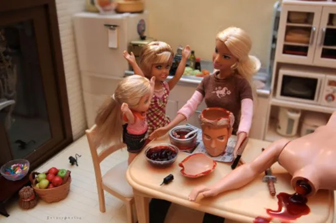 Las “adorables” Barbies de Mariel Clayton. | Tejiendo el mundo