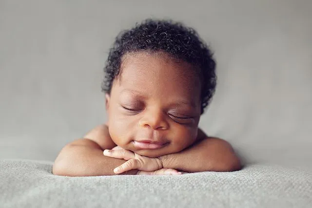 Adorables fotografías de bebés recién nacidos – Marcianos