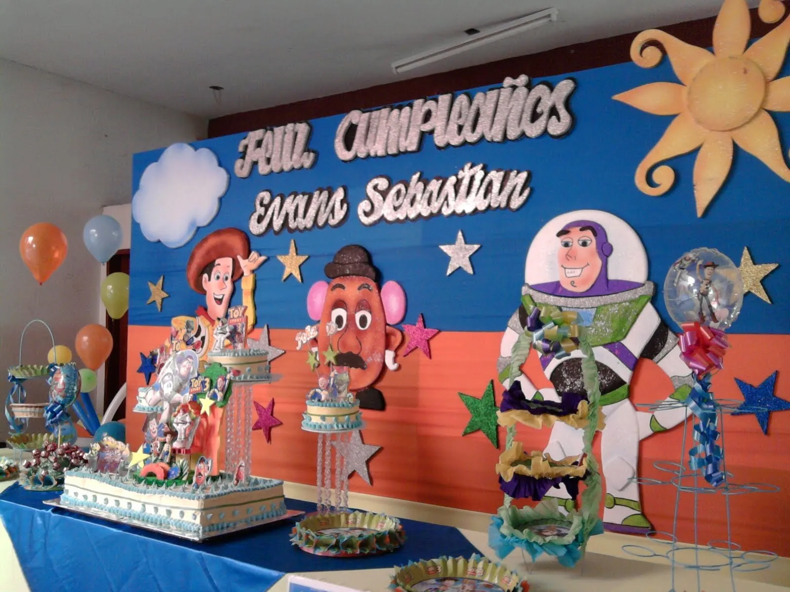 Adornos para fiestas infantiles de toy story - Imagui