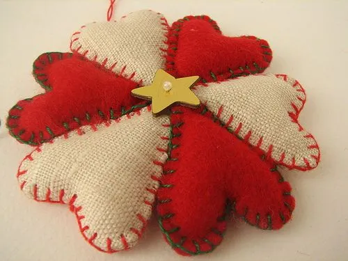 ADORNOS NAVIDEÑOS DE TELA. |