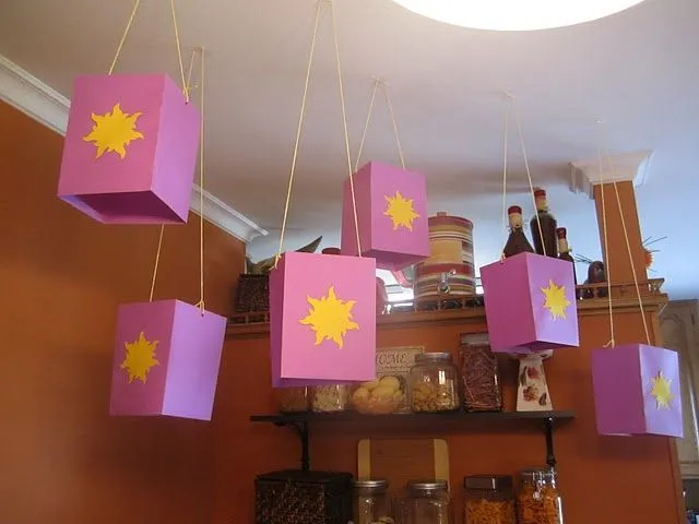 Decoración de fiesta de rapunzel - Imagui