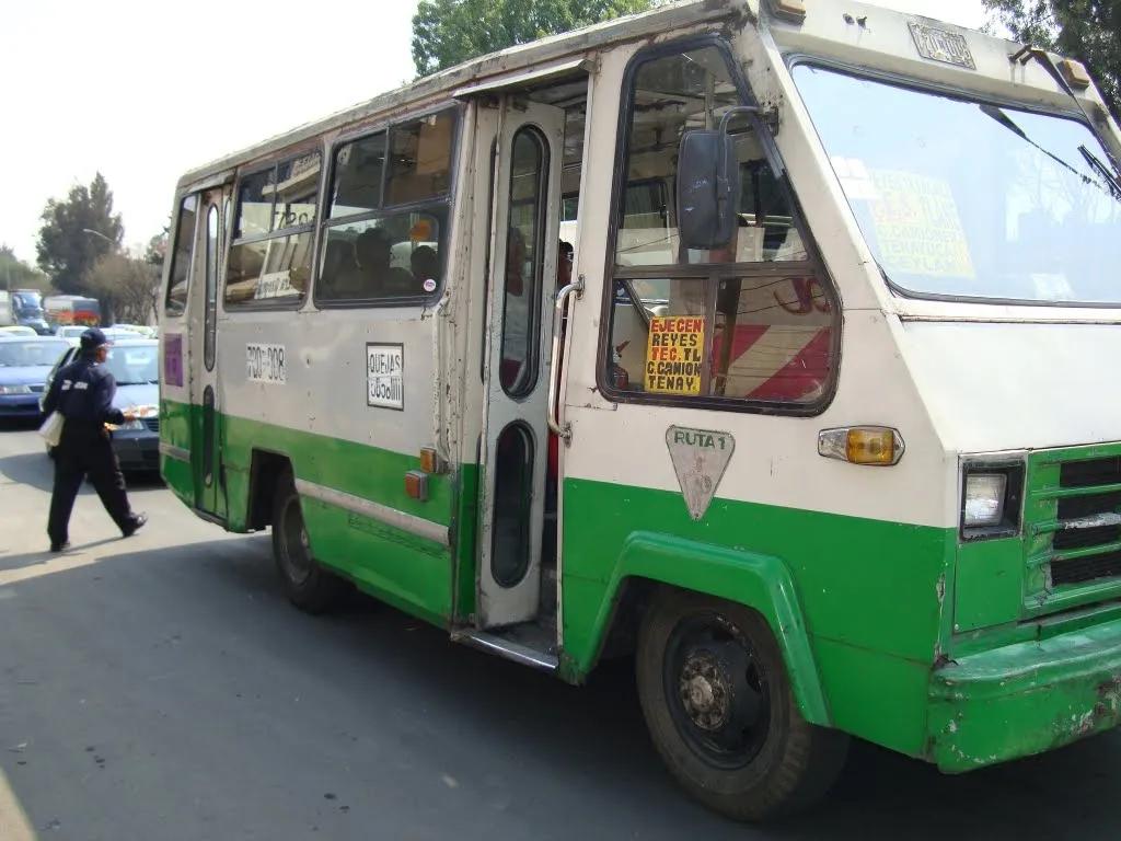 Agencia DIFUNET: -> AÚN CIRCULAN MICROBUSES QUE PARTICIPAN EN ...