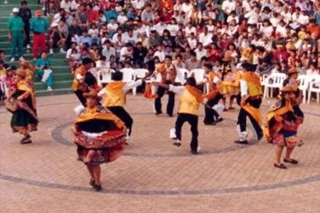 agosto 2010 | Los Bailes Tipicos del Peru