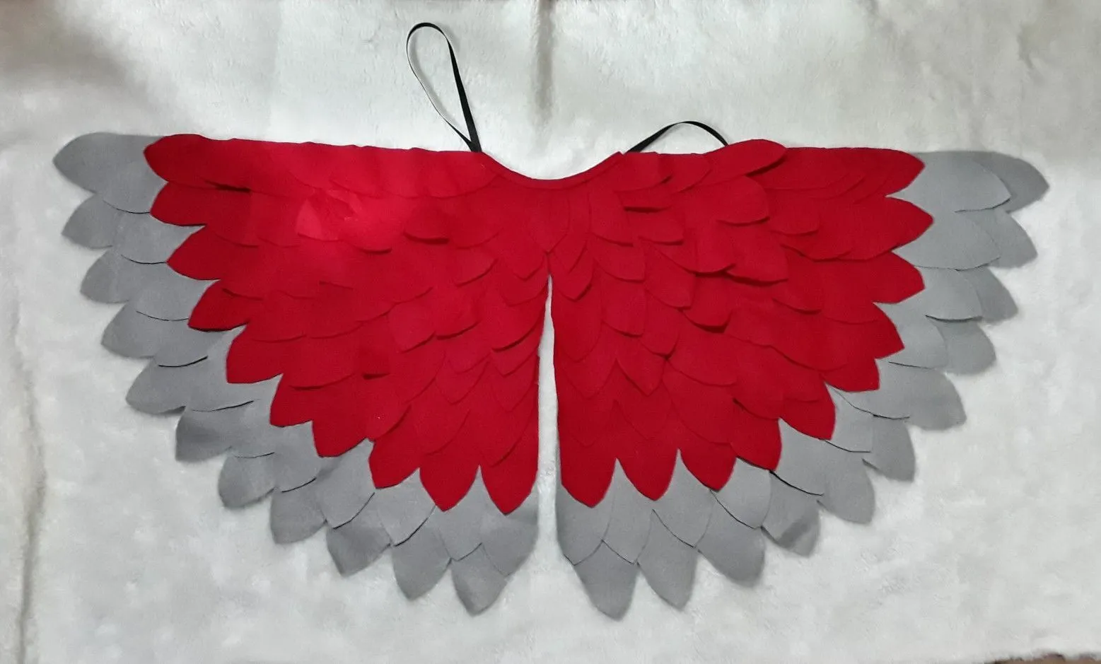 Alas de fieltro. Disfraz. Bird wings custome. | Alas de pájaro,  Manualidades, Manualidades con hojas de papel