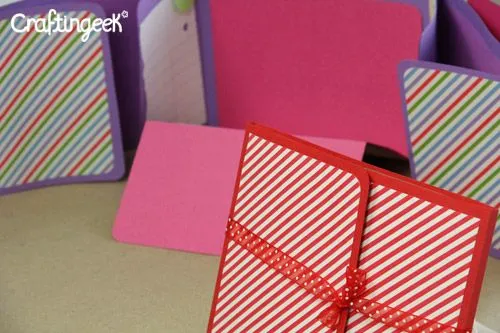 Craftingeek*: Multi-pic: Mini Album Scrapbook para San Valentin