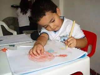 Alejandría en imágenes: Los niños coloreando