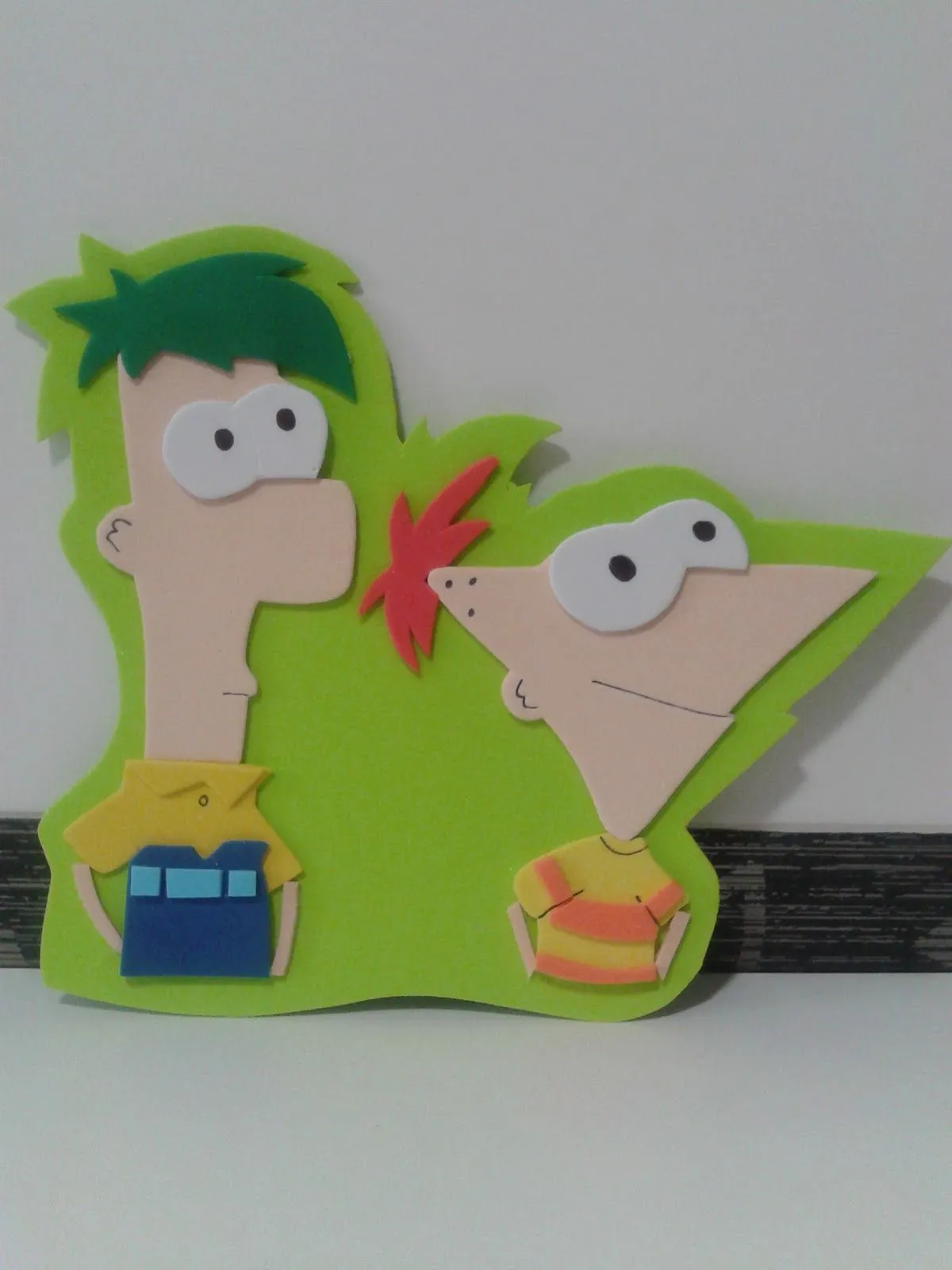 ALFILERES DE BODA MARTOS: Phineas y Ferb en goma eva