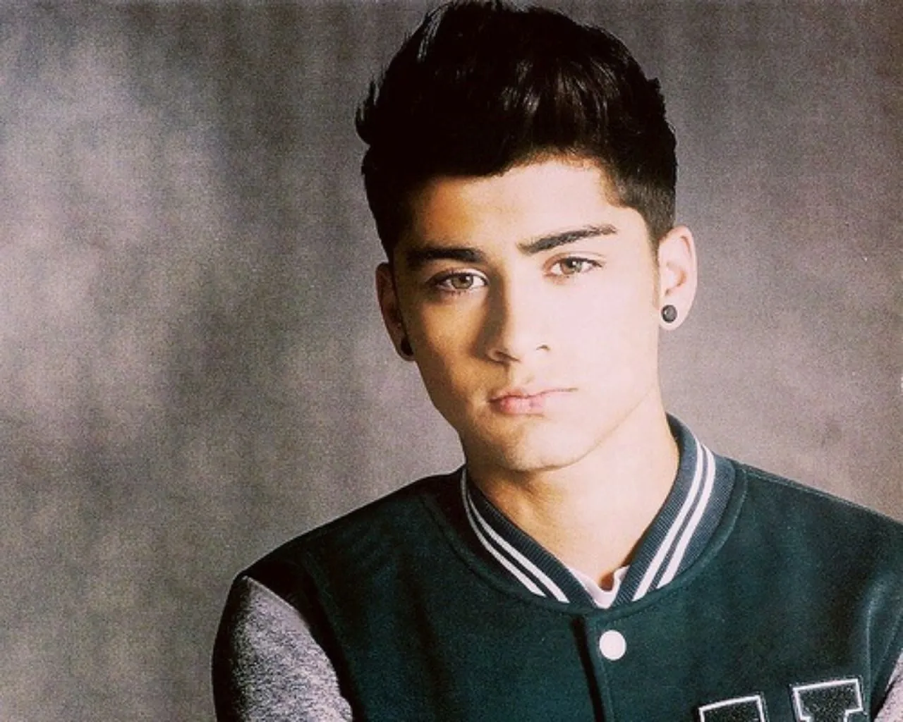 All About Celebrity: Zayn Malik Height, Weight, Body Measurements