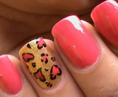 Todos Aman a Pepina: Uñas animal print