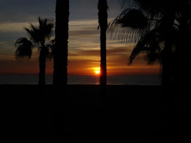 amanecer en la playa | fotos de Creación y fotomontajes