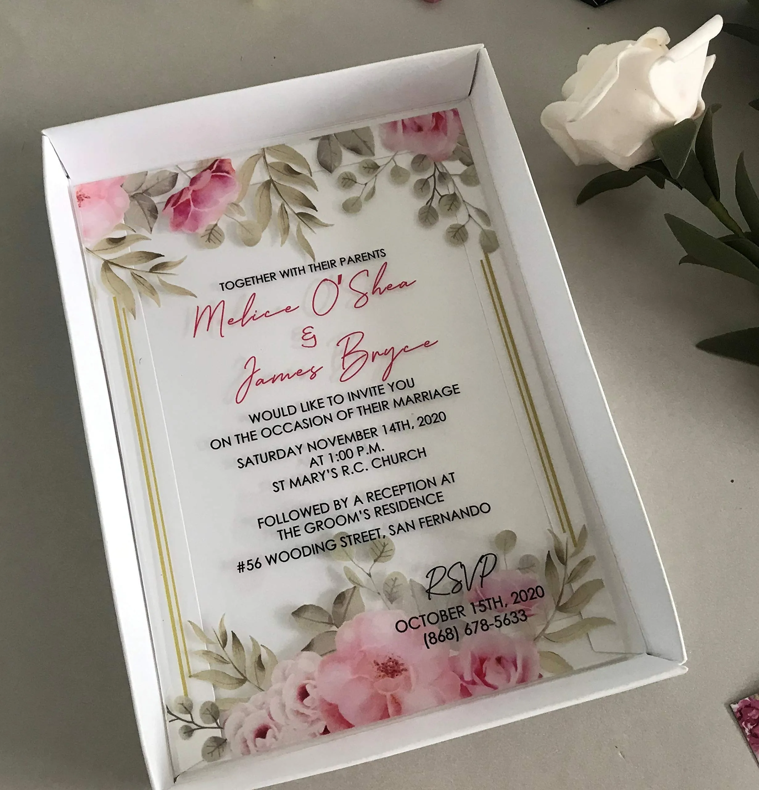 Amazon.com: Cajas de invitaciones de acrílico personalizadas impresas,  invitaciones de boda acrílicas, invitaciones de plexiglás transparentes de  peonía de flores, invitaciones de cumpleaños de acrílico transparente,  invitaciones de acrílico, 10 juegos :