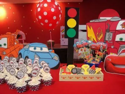 Muy Ameno: Fiestas Infantiles, Decoración Cars | 1 birthday ...